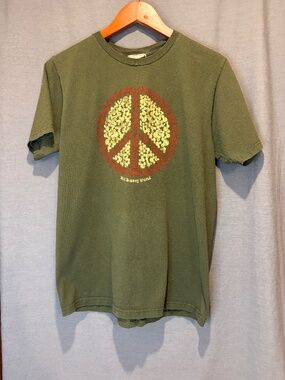 Walt Disney World Shirt Green Peace Sign Mickey Mouse Ears Graphic Tee Mens Med